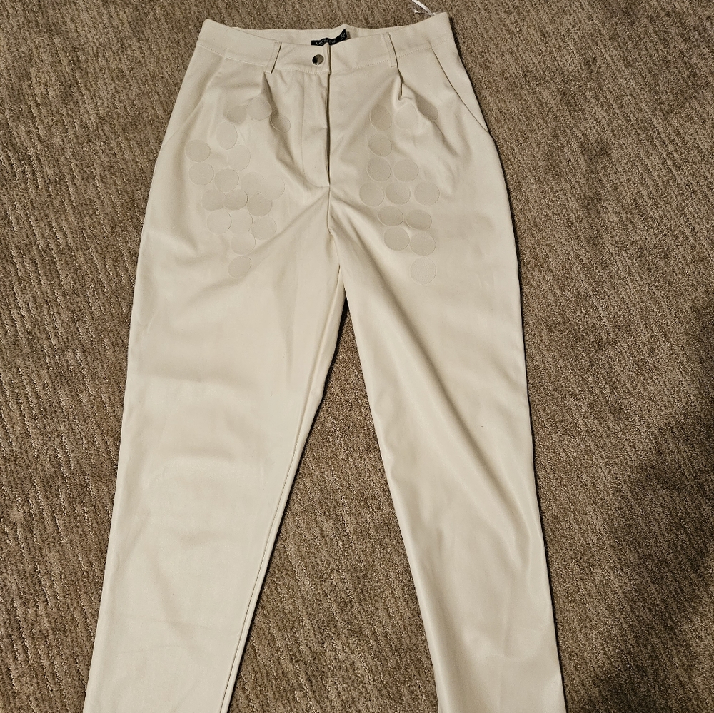 White off faux leather fashion pants size 6